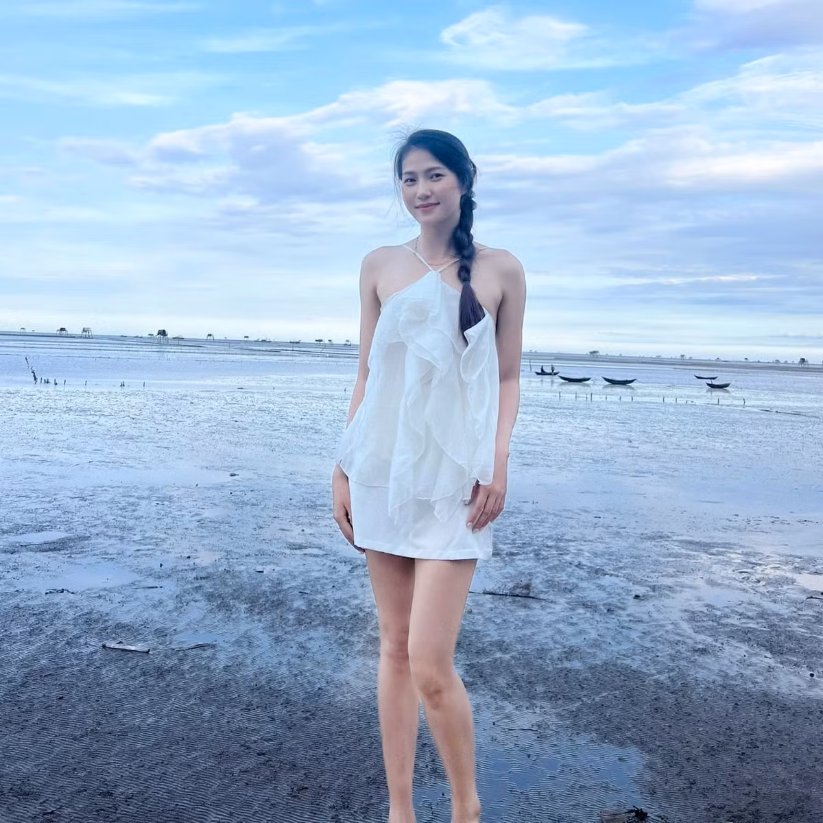 Cô gây chú ý khi đoạt danh hiệu "Miss áo dài" tại giải bóng chuyền nữ quốc tế VTV9 Bình Điền 2024.