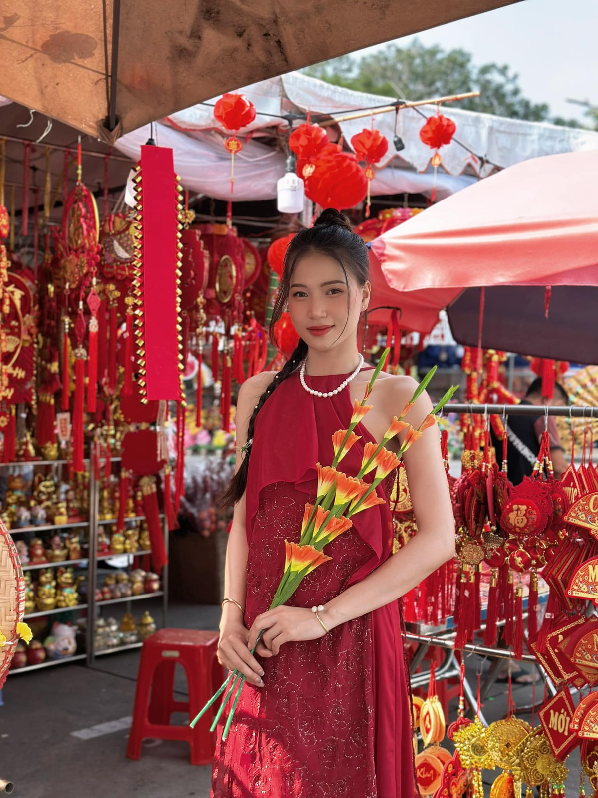 Ngoài thời gian dành cho bóng chuyền, Phương thích nghe nhạc, xem phim, du lịch, dạo phố...