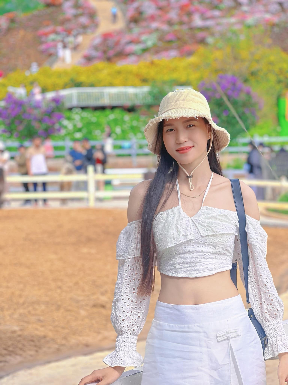 Cô gái trẻ đến từ Thanh Hóa này đang dần trở thành một trong những ngôi sao sáng của làng bóng chuyền Việt Nam.