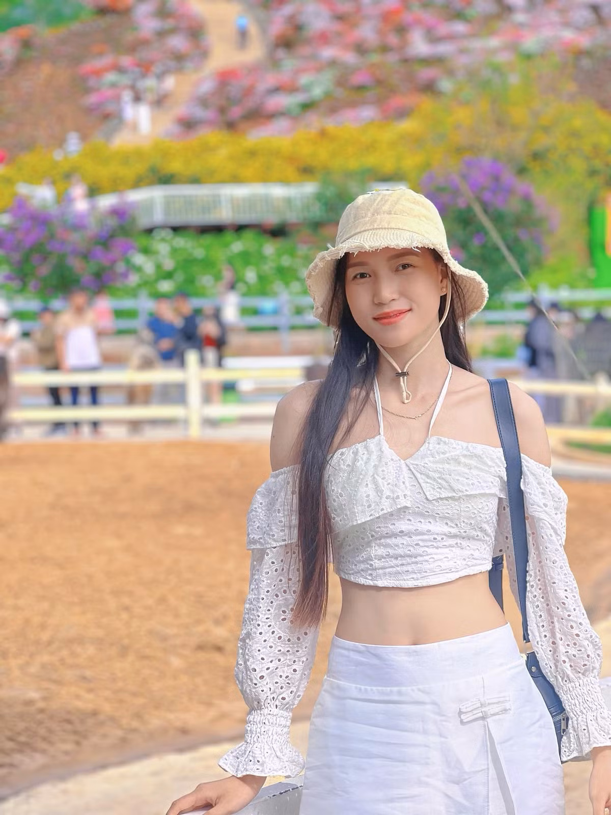 Cô gái trẻ đến từ Thanh Hóa này đang dần trở thành một trong những ngôi sao sáng của làng bóng chuyền Việt Nam.