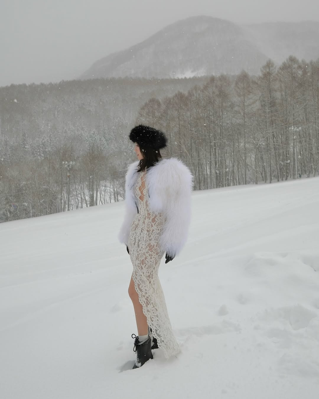 Khánh Linh là nguồn cảm hứng cho nhiều bạn trẻ yêu thích thời trang.