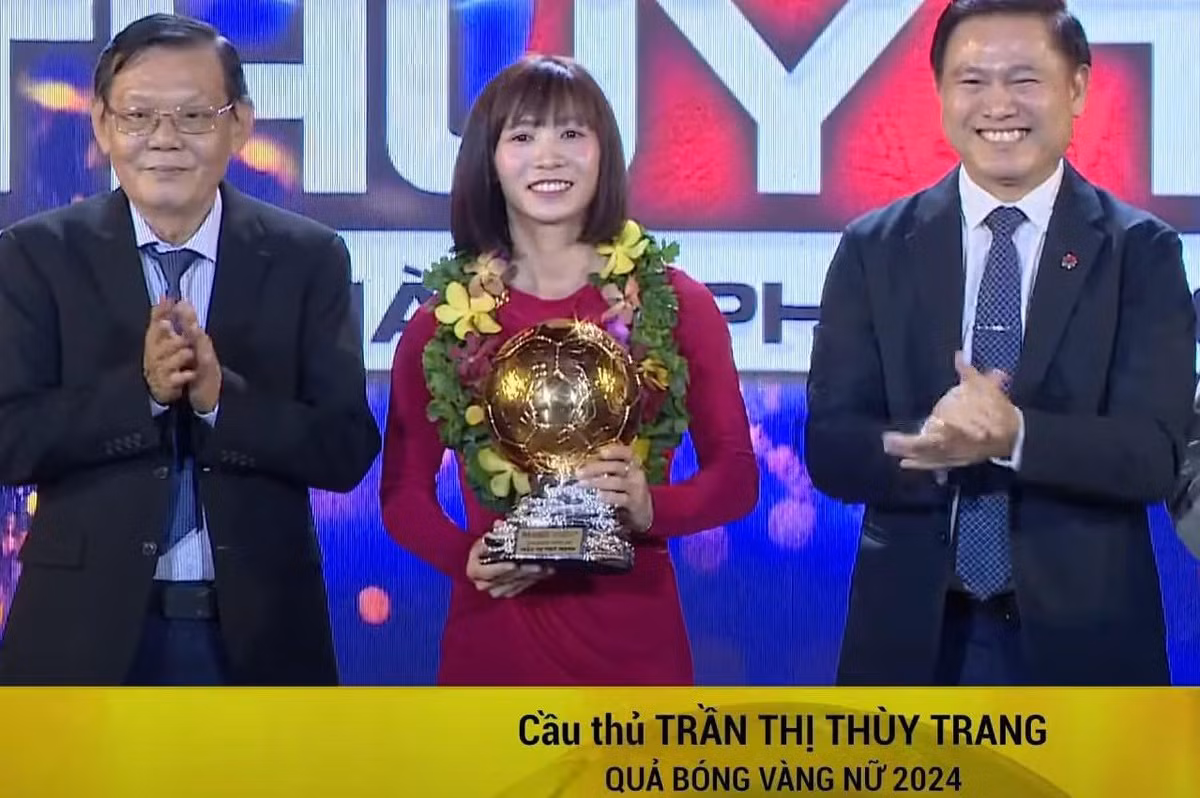 Danh hiệu này được người hâm mộ bóng đá Việt Nam đánh giá là hoàn toàn xứng đáng với những nỗ lực mà Thùy Trang đã cố gắng trong suốt thời gian thi đấu nhiều năm. (Ảnh: FPT Play)