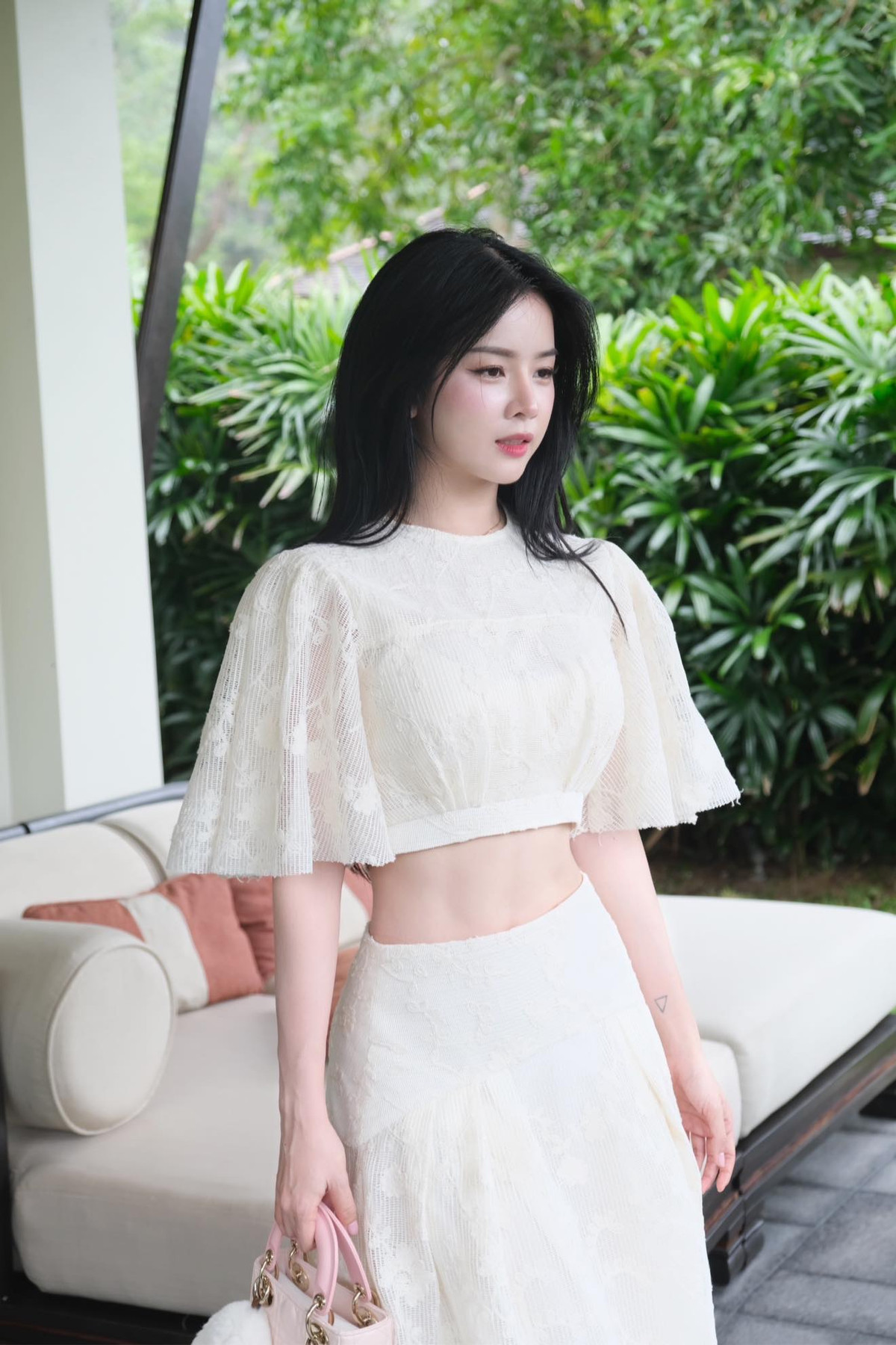 DJ Mie sinh năm 1995, tên thật là Trương Tiểu My. Cô bắt đầu được khán giả chú ý khi tham gia "Rap Việt" năm 2020. Nhan sắc xinh đẹp khiến mỗi lần lia cam đều khiến khán giả phải nhung nhớ.