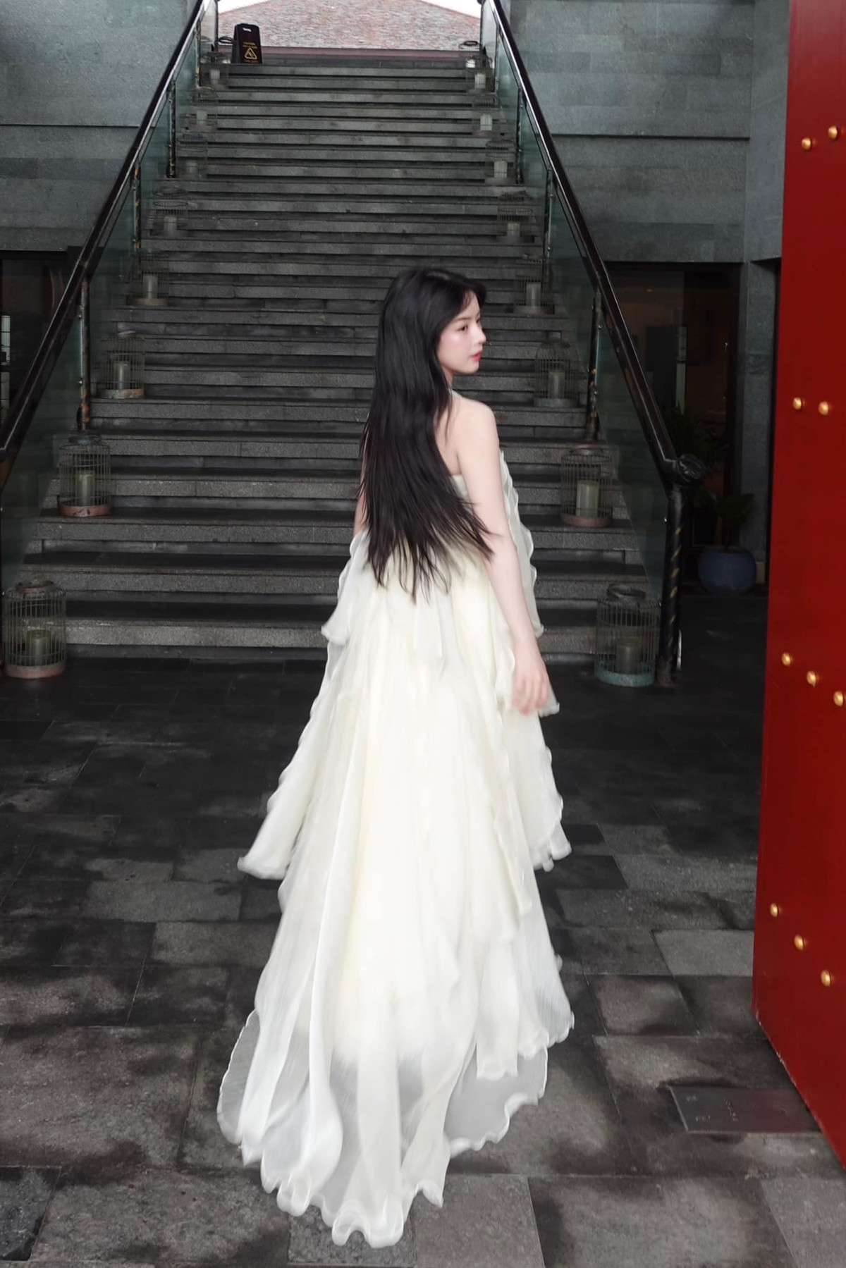 Mỗi hoạt động hay cập nhật của cô nàng trên mạng xã hội đều nhận về rất nhiều sự chú ý.