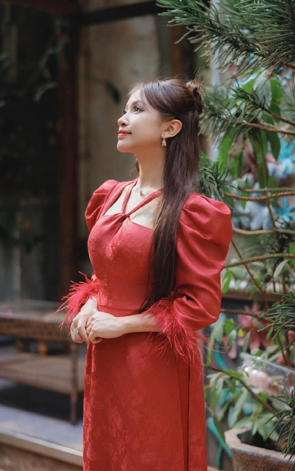 Hình ảnh khoe sắc vóc "bốc lửa" của mẹ 2 con nhận về cơn mưa lời khen: "Thành công mỹ mãn không chê vào đâu được", "Tạm biệt Tết là chia tay em mỡ phải không chị?", "Body mê quá bạn mình ơi",