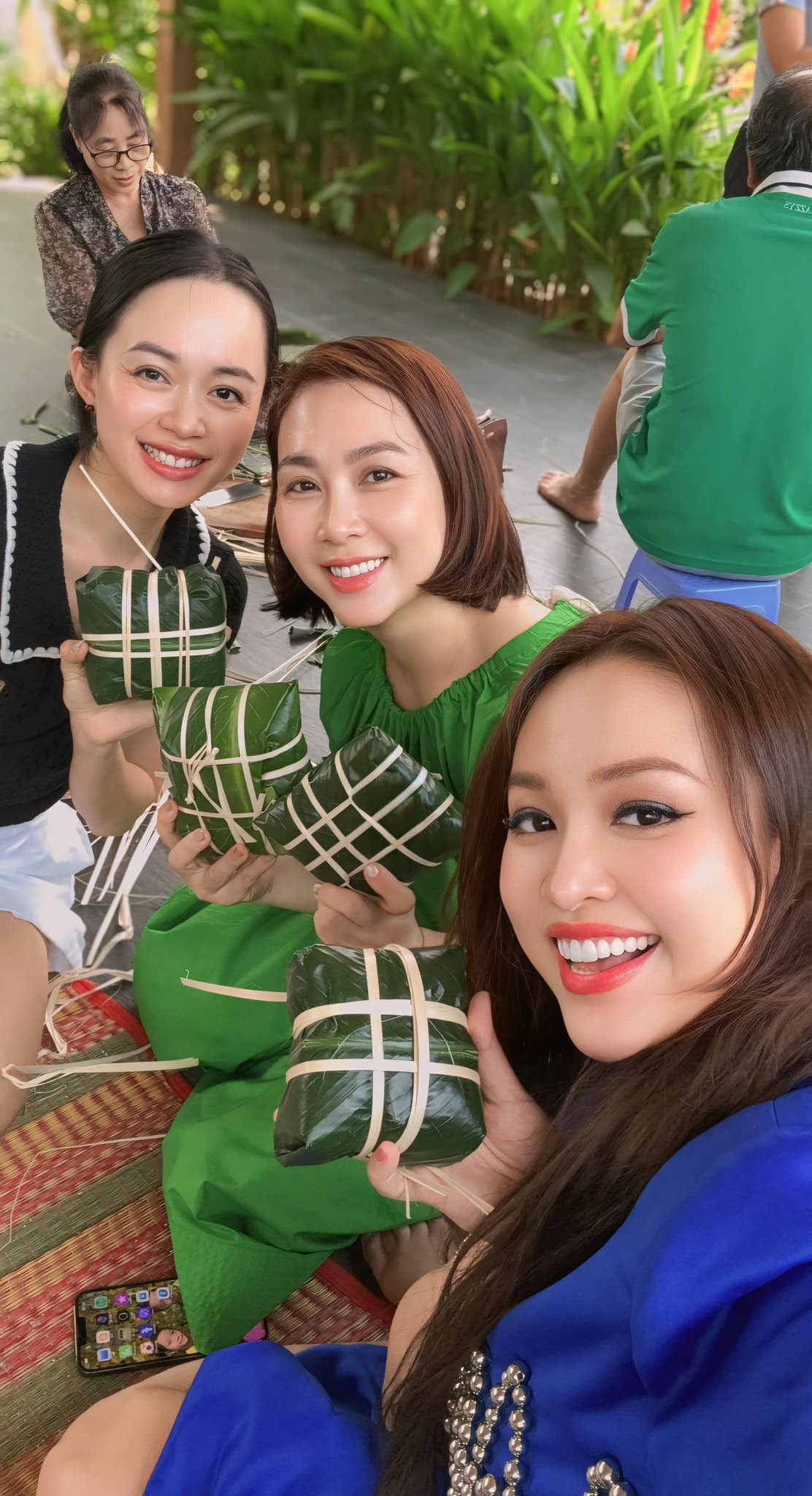 Hơn 6 năm bên nhau và tròn 1 năm tổ chức đám cưới, Vân Hugo và doanh nhân Hùng Cường ngày càng viên mãn.