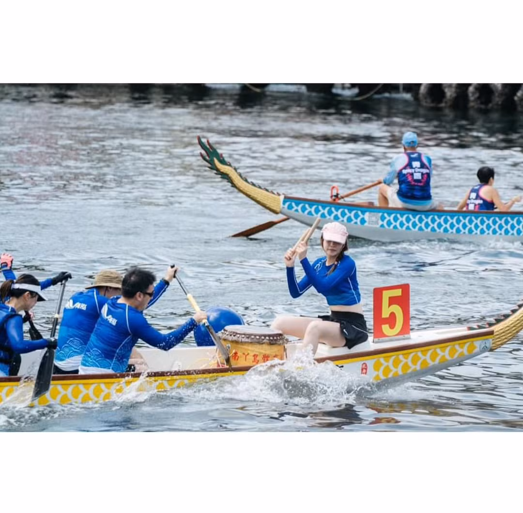 Nổi lên từ khoảnh khắc đua thuyền, Yiwo là hot girl mạng có hơn 68.000 người theo dõi trên trang cá nhân. (Ảnh: IGNV)