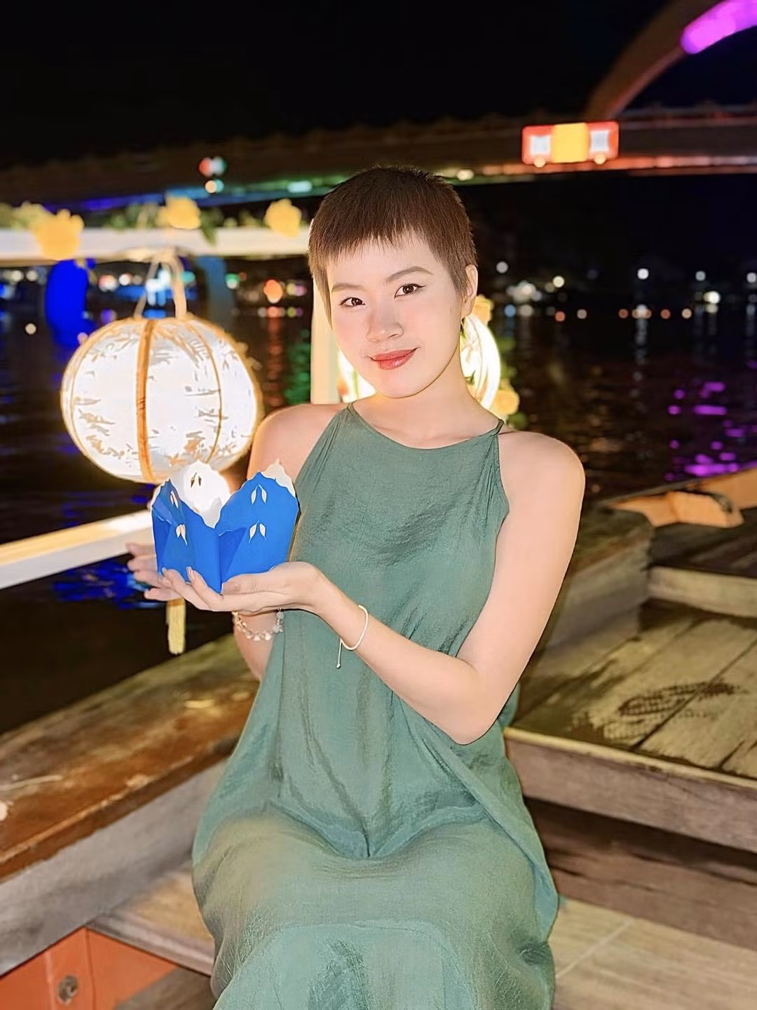 Pháo bắt đầu được biết đến rộng rãi sau khi tham gia King of Rap 2020. Khi đó cô nàng mới 17 tuổi nhưng đã chứng minh năng lực và trở thành Á quân của chương trình.