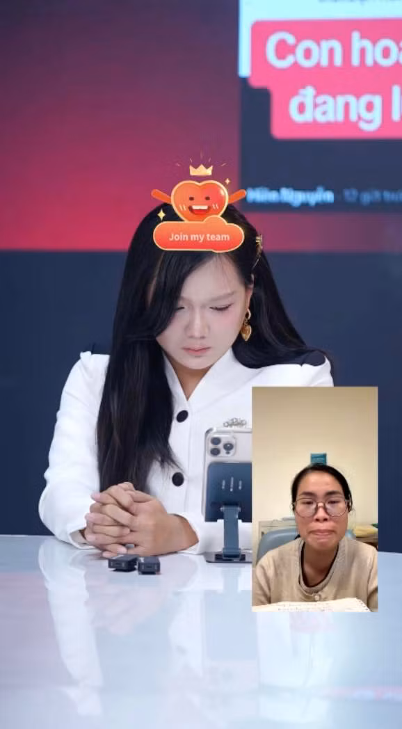 Trước đây, Phạm Thoại từng tiết lộ doanh thu trong một phiên mega livestream có thể lên đến gần 60 tỉ đồng.