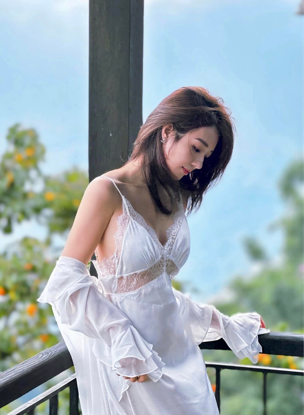 Hà Kim từng tham gia Miss Teen 2011 và lọt top 20 chung kết cuộc thi.