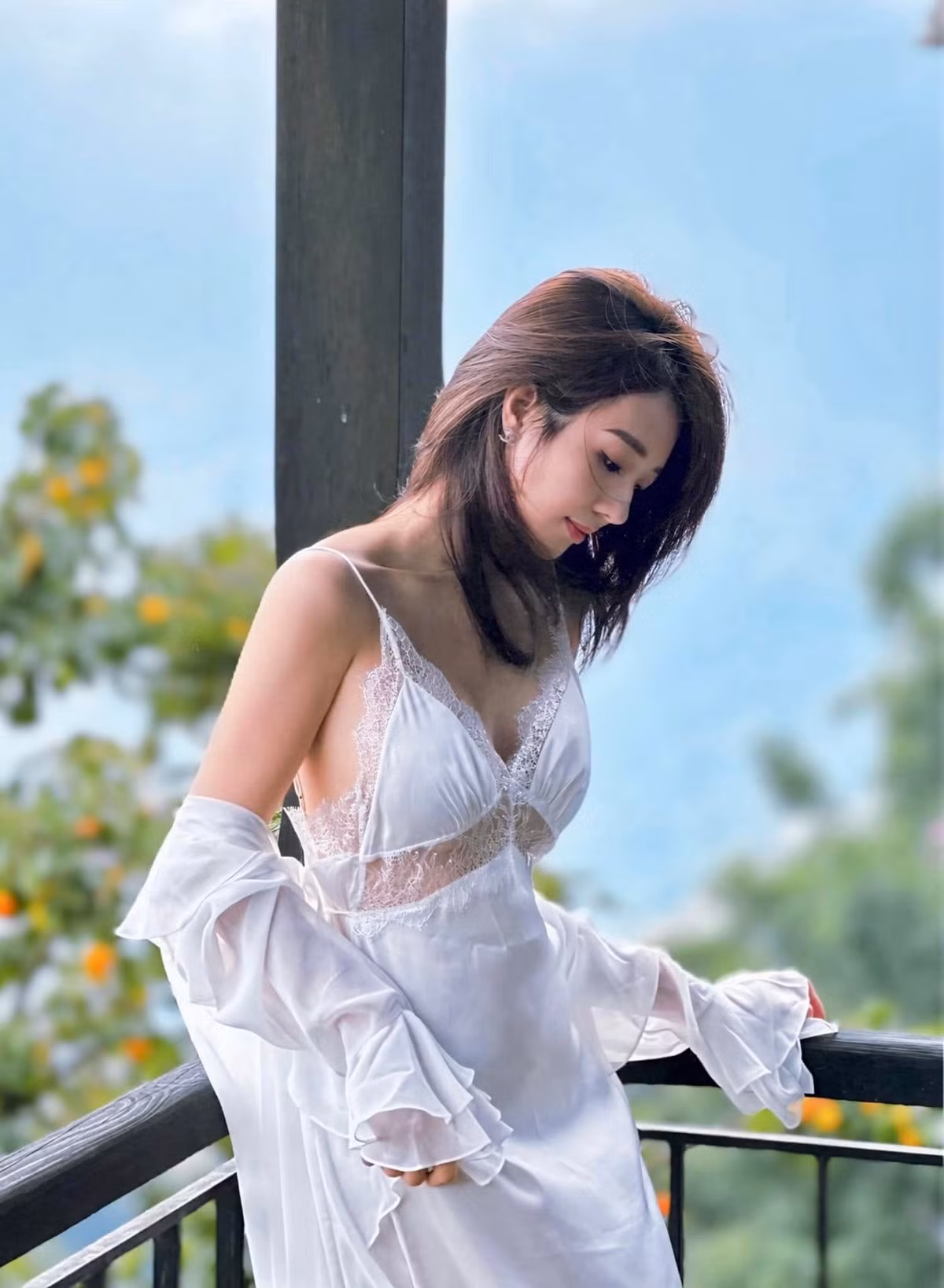 Hà Kim từng tham gia Miss Teen 2011 và lọt top 20 chung kết cuộc thi.