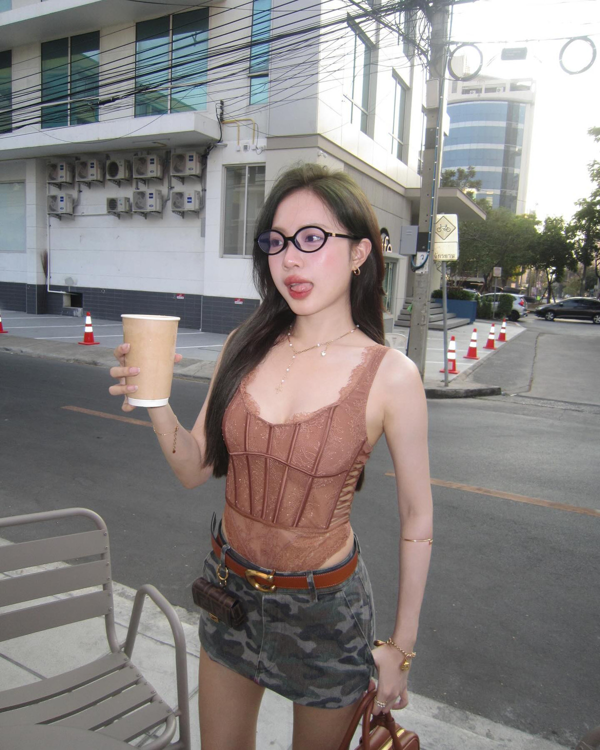 Những hình ảnh được cô nàng đăng tải đều thu hút hàng trăm nghìn, thậm chí hàng triệu lượt yêu thích trên trang cá nhân.