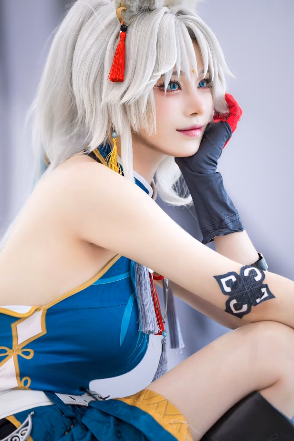 Mặc dù số lượng người theo dõi vẫn còn khá khiêm tốn, tuy nhiên nhiều tạo hình của cô nàng đã từng khiến mạng xã hội dậy sóng.