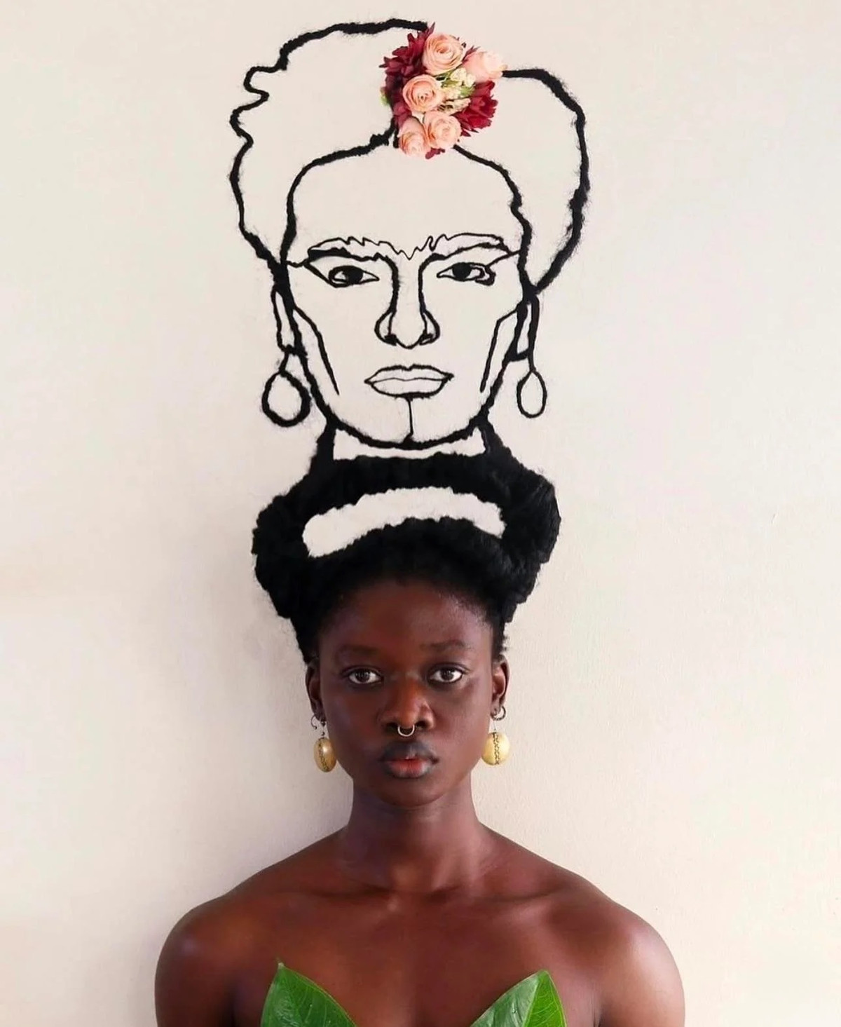 Vóc dáng chuẩn người mẫu cùng mái tóc độc đáo, kèm theo đó là biểu cảm chuyên nghiệp giúp những bức hình của Ky trông giống như tác phẩm nghệ thuật.