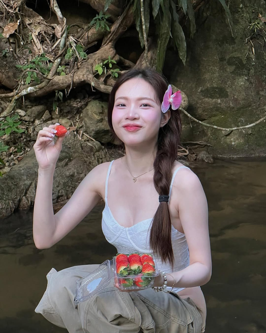 Những hình ảnh được cô nàng đăng tải đều thu hút hàng trăm nghìn, thậm chí hàng triệu lượt yêu thích trên trang cá nhân.