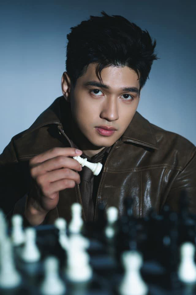 Sở hữu gương mặt điển trai chuẩn thư sinh, chiều cao 1m8, Ma Ran Đô từng làm người mẫu thời trang.