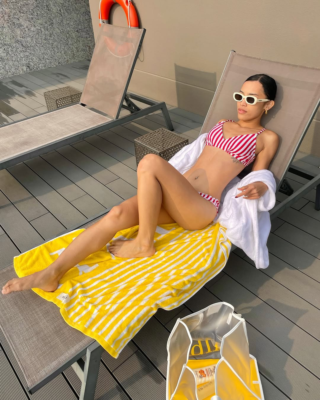 Cô nàng trước nay vẫn theo đuổi phong cách ăn mặc phóng khoáng, cùng lối trang điểm thiên phương Tây.