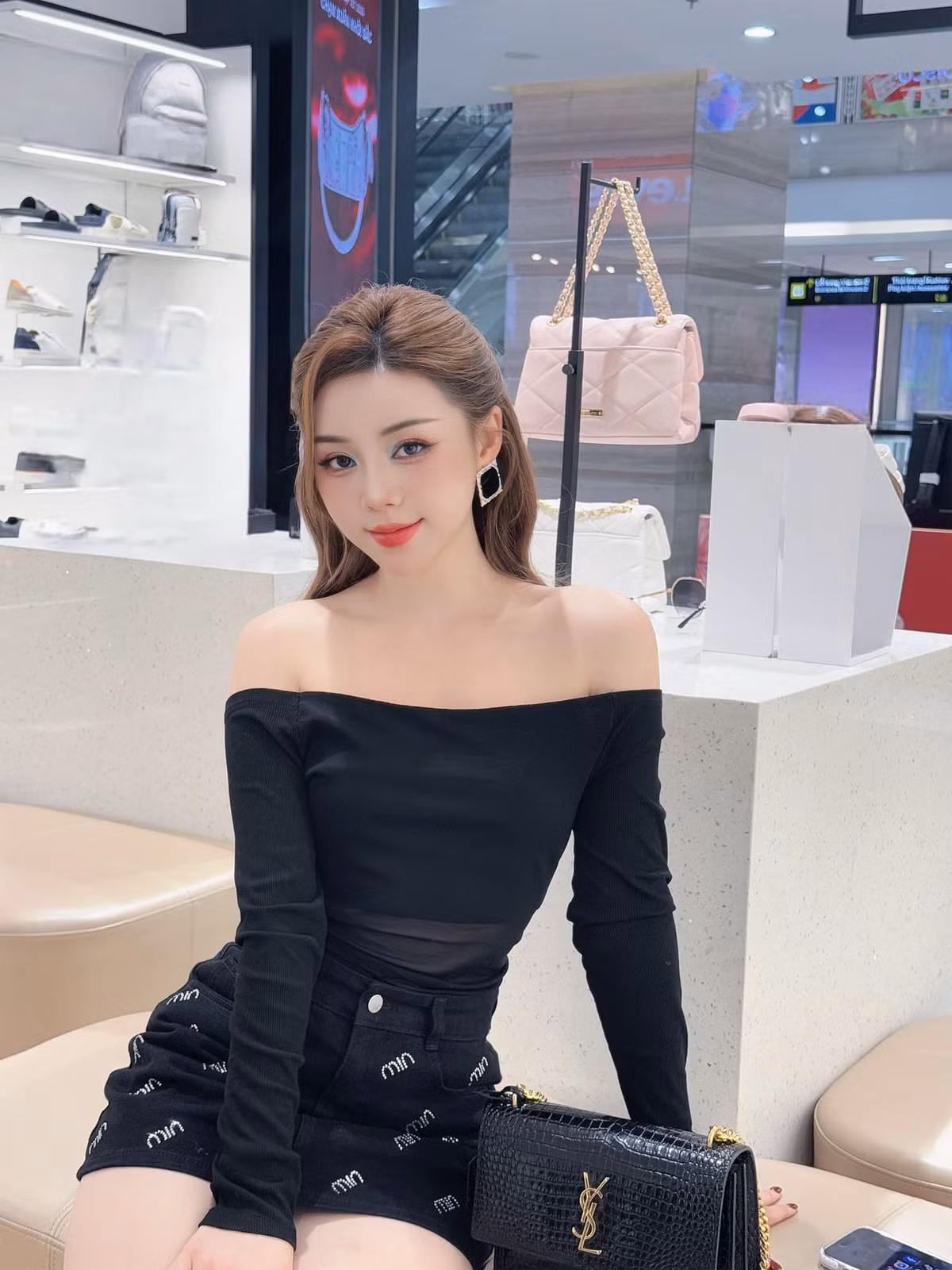 Nữ diễn viên cũng phần nào đã định vị được phong cách phù hợp với bản thân sau nhiều năm hoạt động nghệ thuật.