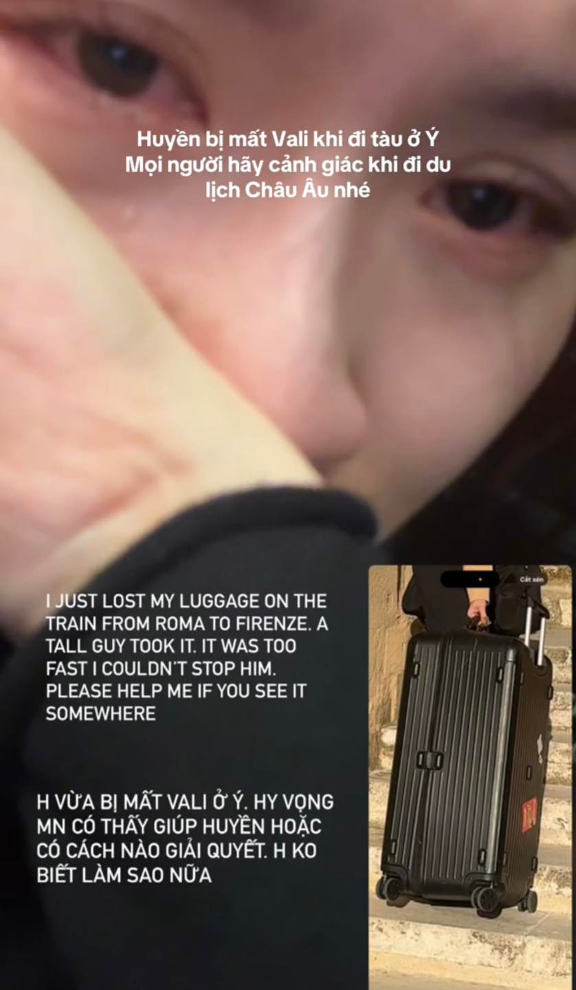 Cô tâm sự thêm: "Huyền vừa bị mất vali ở Ý. Hi vọng mọi người có thấy giúp Huyền, hoặc có cách nào giải quyết. Huyền không biết làm sao nữa".