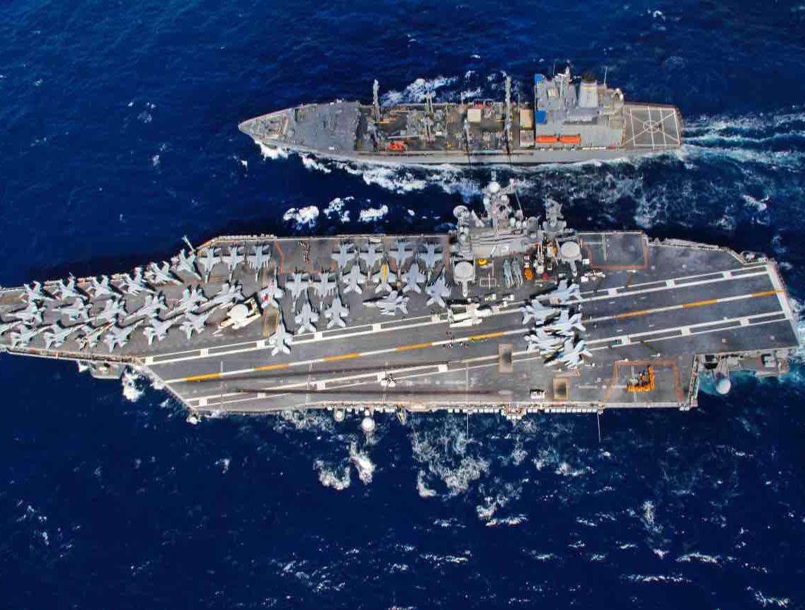 Ngay khi máy bay và tàu ngầm Mỹ phát hiện được vị trí đối thủ, tàu ngầm Mỹ lập tức thu hút hạm đội Trung Quốc bằng tên lửa chống hạm. Ở giai đoạn này, các bên sẽ phải chịu một số tổn thất nhất định.