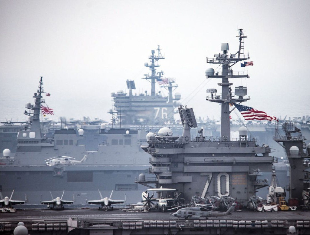 Tuy nhiên, trong tương lai, các vũ khí hiện đại như tên lửa tầm xa, máy bay ném bom trang bị tên lửa siêu thanh, tàu ngầm cực êm và vệ tinh trinh sát có thể thay đổi toàn bộ cục diện trận chiến.