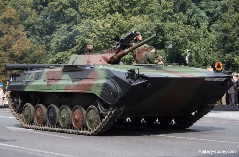 Phiên bản nâng cấp của BMP-1 có thể nhanh chóng thay đổi vũ khí và trang thiết bị để thích ứng với từng nhiệm vụ trên chiến trường. Ảnh: Military Today