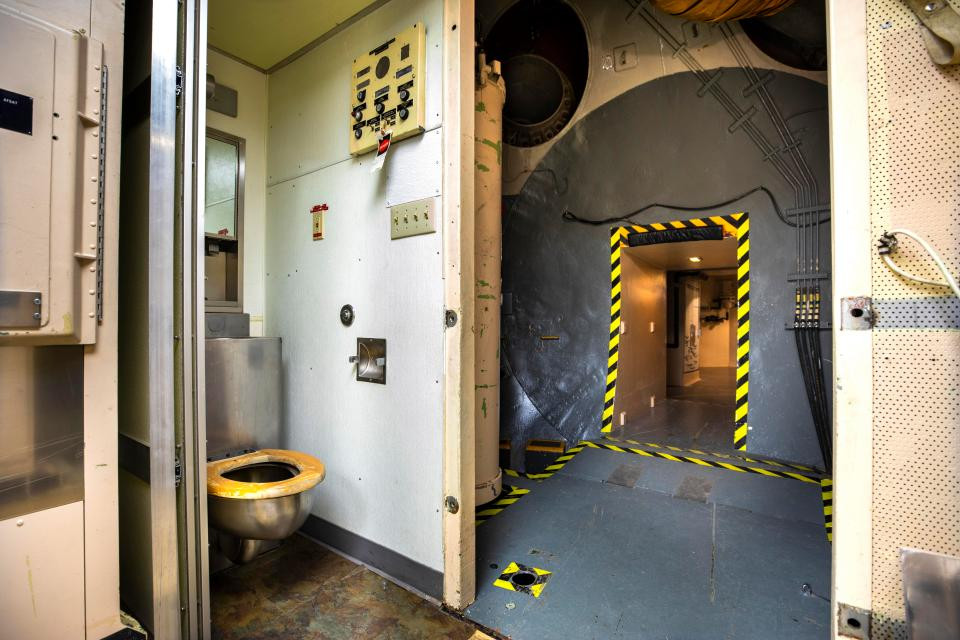 Boongke tránh bom hạt nhân này ở Wyoming, từng là nơi cất giấu Peacekeeper, loại tên lửa đạn đạo xuyên lục địa có sức hủy diệt mạnh nhất trong kho vũ khí của Mỹ lúc bấy giờ.