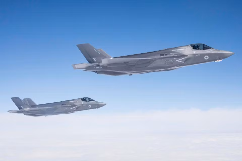 F-35 có thể tránh radar của kẻ địch và có khả năng cất-hạ cánh theo phương thẳng đứng.