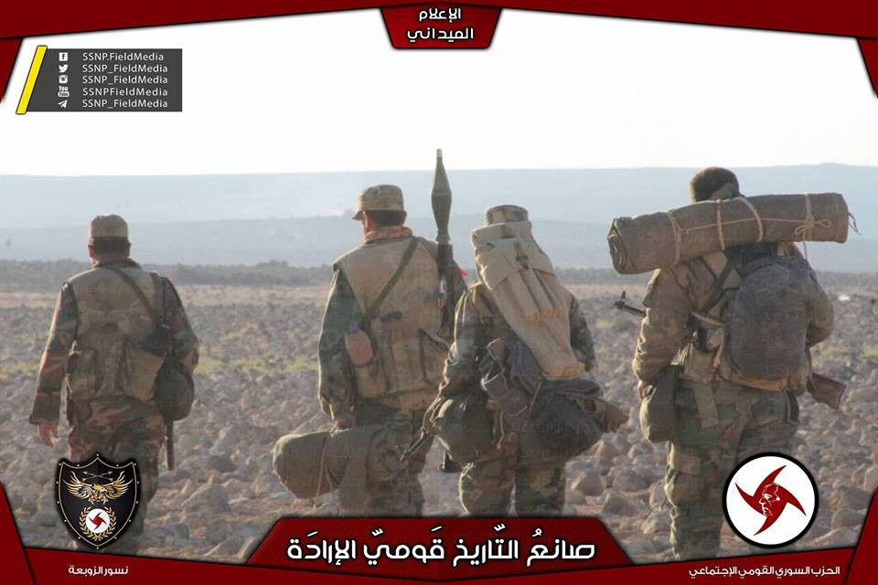 “Các binh sĩ Syria bắt đầu mở cuộc tấn công dữ dội nhằm vào căn cứ của phiến quân IS theo ba trục tại vùng Badiya al-Sham”, nguồn tin nói thêm. Ảnh: AMN.