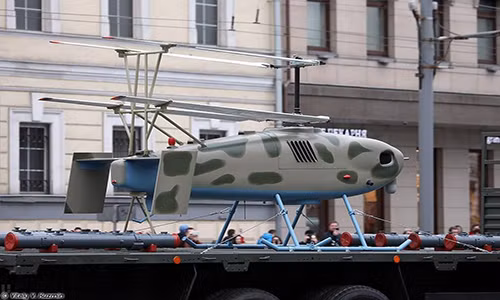 UAV Katran trong buổi diễu binh mừng Ngày Chiến thắng 9/5 ở thủ đô Moscow. Ảnh: AR.