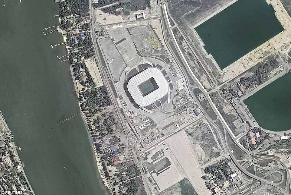 Sân vận động Rostov ở thành phố Rostov-on-Don sẽ diễn ra 4 trận vòng bảng gồm: Brazil - Thụy Sỹ, Uruguay - Saudi Arabia, Hàn Quốc - Mexico và Iceland – Croatia.