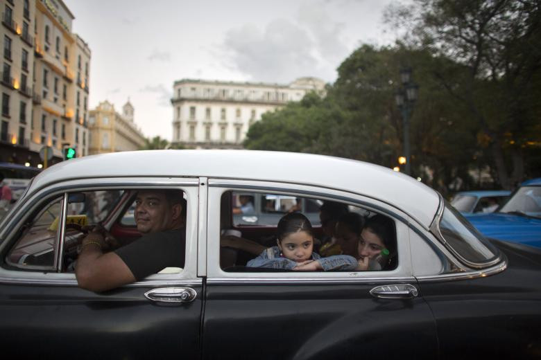 Chiếc xe hơi cổ này được sử dụng làm taxi ở trung tâm thủ đô Cuba hồi tháng 2/2015.