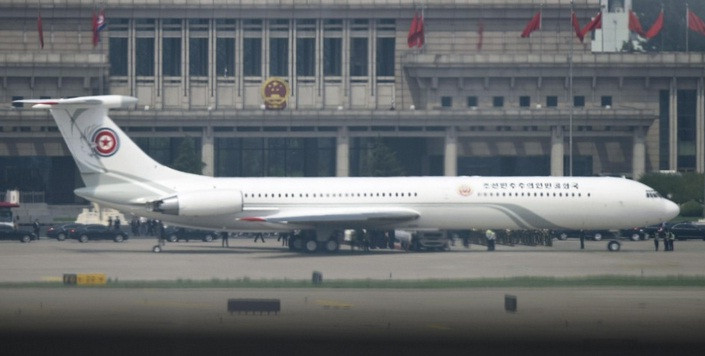 Chiếc máy bay Air Kyoro chở nhà lãnh đạo Kim Jong-un hạ cánh xuống sân bay Bắc Kinh. Ảnh: Kyodo News