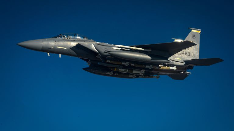 Dự kiến, những chiếc tiêm kích F/A-18 Super Hornet này sẽ được hoàn thiện vào năm 2021. Ảnh: popularmechanics.com.