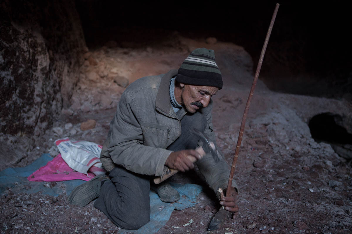 “Đồ nghề” của các thợ muối rất đơn sơ nhưng khá hiệu quả.