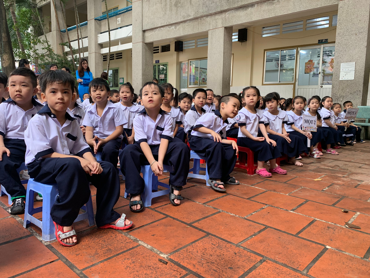 Nét bỡ ngỡ ban đầu dần tan biến...