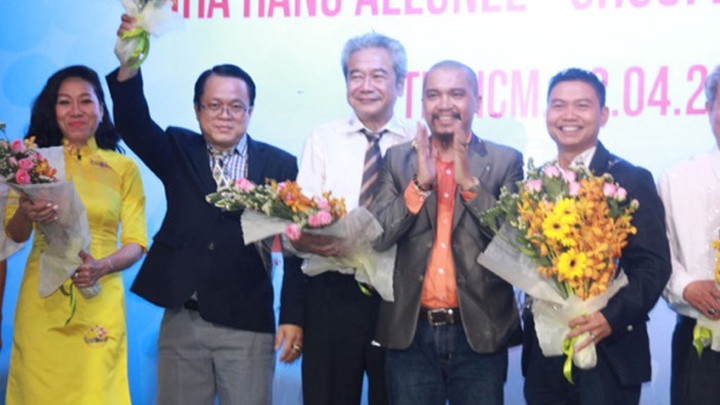 Căn cứ kết quả khai thác hệ thống quản lý dữ liệu nhà đầu tư ("cây hệ thống nhị phân đa cấp") của Công ty Thiên Rồng Việt, Công ty OTCMAX và đối chiếu trên hệ thống sổ sách, dữ liệu kế toán tài chính của Công ty, xác định: