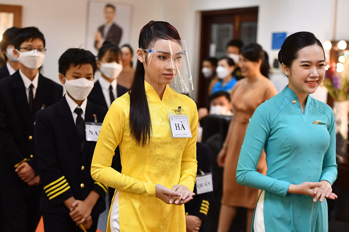 Những trải nghiệm đều dựa trên những tình huống có thật của ngành hàng không và được hướng dẫn bởi những phi công, tiếp viên chuyên nghiệp.