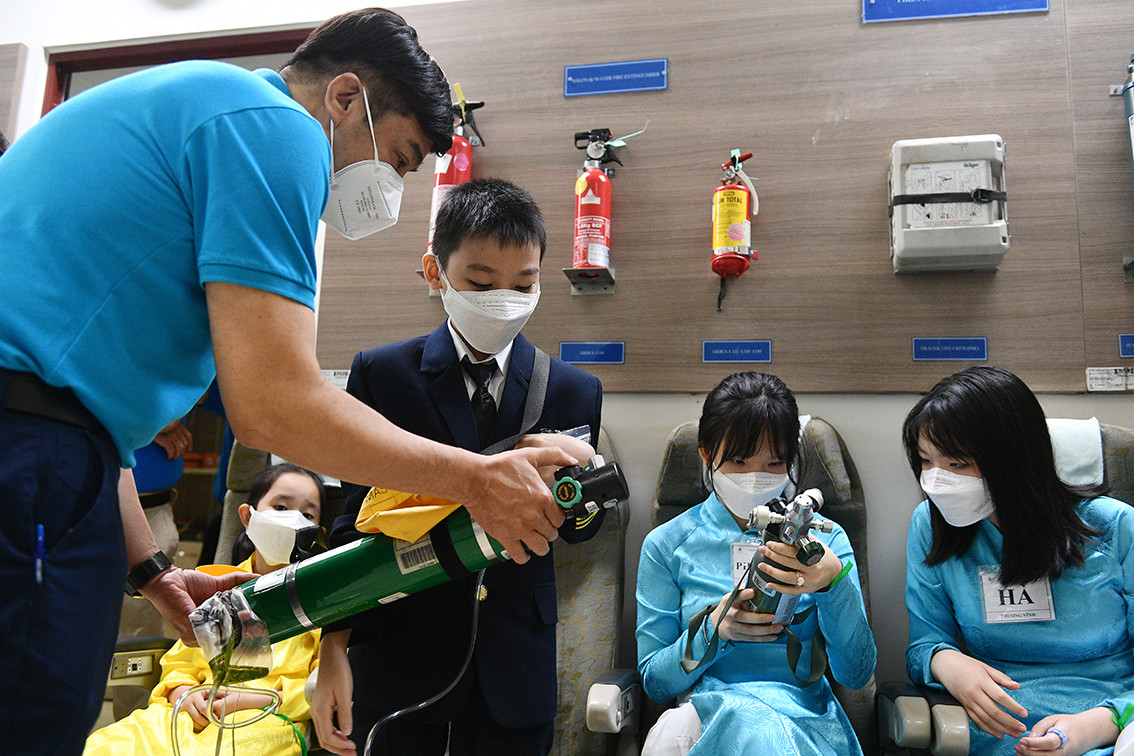 Hãng hàng không Quốc gia Việt Nam vừa tổ chức chương trình trải nghiệm dành cho các em nhỏ muốn khám phá ngành hàng không.