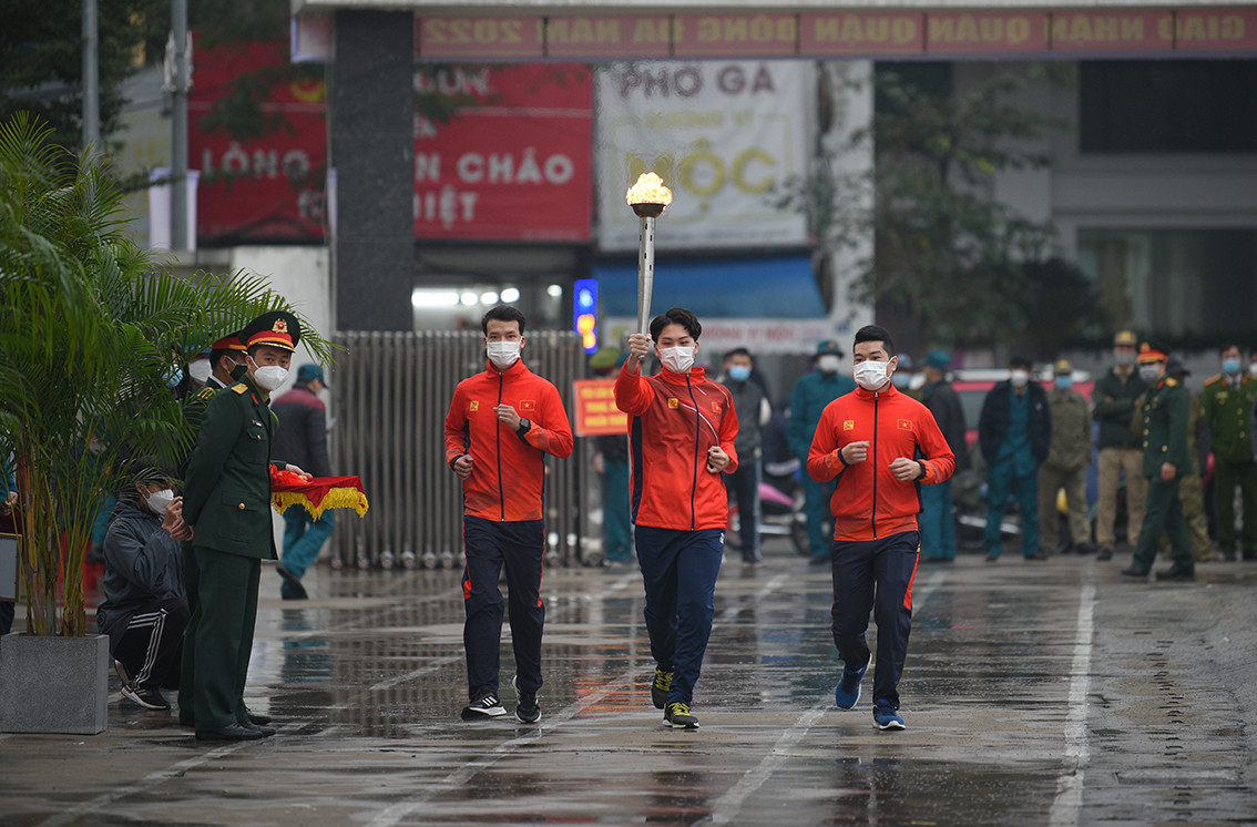 Quận Đống Đa cũng đã lựa chọn được 105 thanh niên đủ yêu cầu về sức khoẻ, trình độ, nhận thức lên đường nhập ngũ.