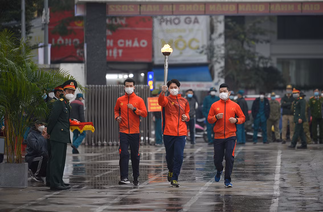 Quận Đống Đa cũng đã lựa chọn được 105 thanh niên đủ yêu cầu về sức khoẻ, trình độ, nhận thức lên đường nhập ngũ.