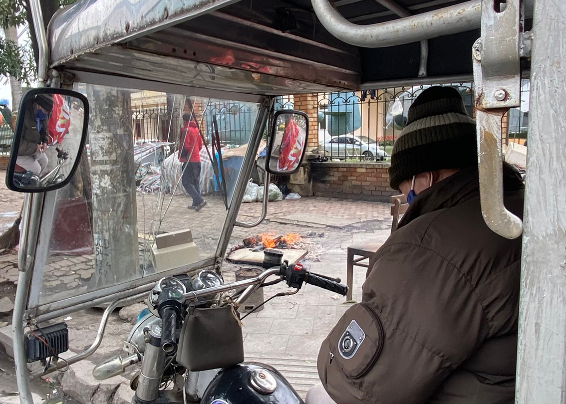 Ha Noi hung nang, nguoi dan hao huc ra duong