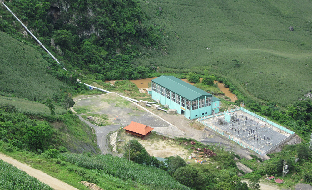 Thủy điện Nậm La bị phạt vì chậm công bố thông tin dù trả lãi đúng hạn Thuy dien Nam La bi phat vi cham cong bo thong tin du tra lai dung han