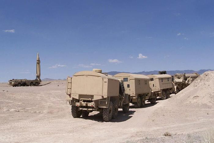 "Gần đây Quân đội Quốc gia Libya đã vô tình tìm thấy một kho vũ khí trang bị mới, không chỉ giải quyết tạm thời tình trạng bị động hiện nay mà còn cải thiện đáng kể khả năng tấn công của họ".