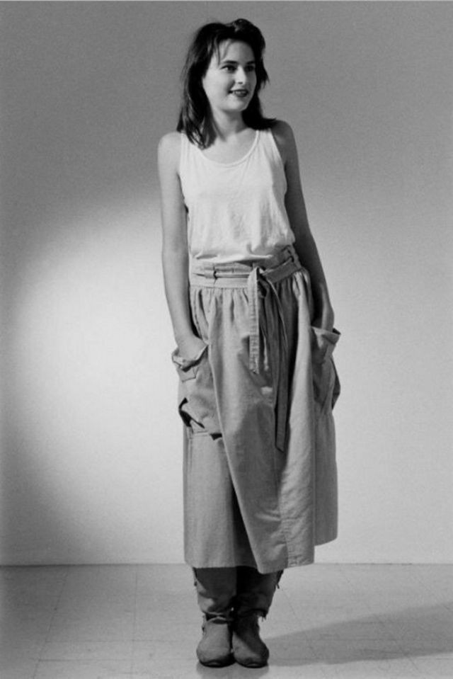 "Cặp mắt của một nhiếp ảnh gia chuyên nghiệp luôn tìm kiếm các cô gái chụp ảnh, thời trang, quảng cáo, vì vậy tôi nhanh chóng nhận ra cô gái cao lớn này, mảnh mai với dáng người đẹp, chân dài", nhiếp ảnh gia Jerko hồi tưởng trong một cuộc phỏng vấn tại nhà mình ở Liubjiana, Slovenia. Khi những người bạn của nhiếp ảnh gia làm việc trong ngành thời trang nhìn thấy những bức ảnh, họ đã liên lạc với cô Melania. Mùa thu tiếp theo, Melania tham gia một khóa học người mẫu và bắt đầu chụp hình cho các tạp chí thời trang. Ảnh: Stane Jerko.