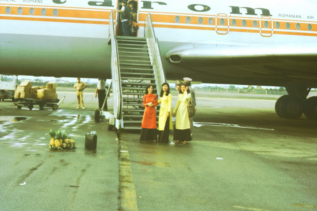 Cửa lên máy bay. Ảnh: Günter Mosle.