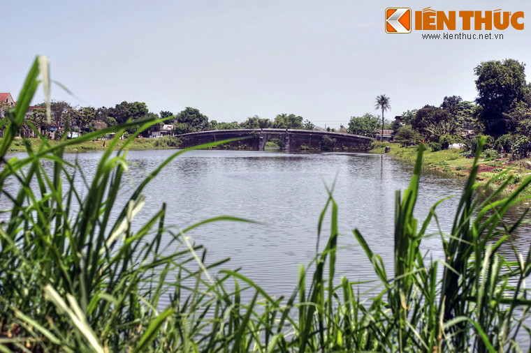 Cùng với giá trị giao thông và cảnh quan, sông Ngự Hà xưa kia còn có một vị trí đặc biệt trong việc tạo sự thông thủy giữa Ngự Hà với sông Hương để điều tiết nước, giảm nạn úng ngập cho nội thành Huế.