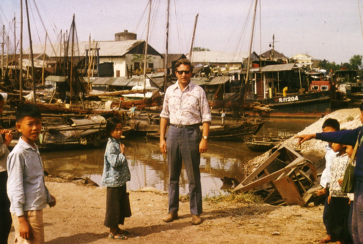 Cảng cá ở Hòn Gai. Ảnh: Günter Mosler.