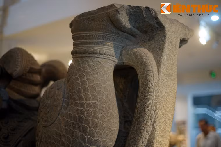 Dù vậy, có thể coi bức tượng này là minh chứng cho sự khéo léo, óc sáng tạo và tính hài hước của các nghệ sĩ Chăm xưa.