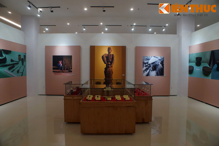 Qua các nội dung trưng bày, du khách ghé thăm bảo tàng sẽ chuyển tải những câu chuyện xúc động về sự cống hiến, hy sinh lớn lao của các Mẹ Việt Nam anh hùng trong công cuộc đấu tranh giải phóng dân tộc và xây dựng đất nước.